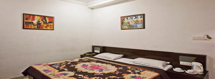 1291/Hotel Punnu International - Amritsar 05.jpg